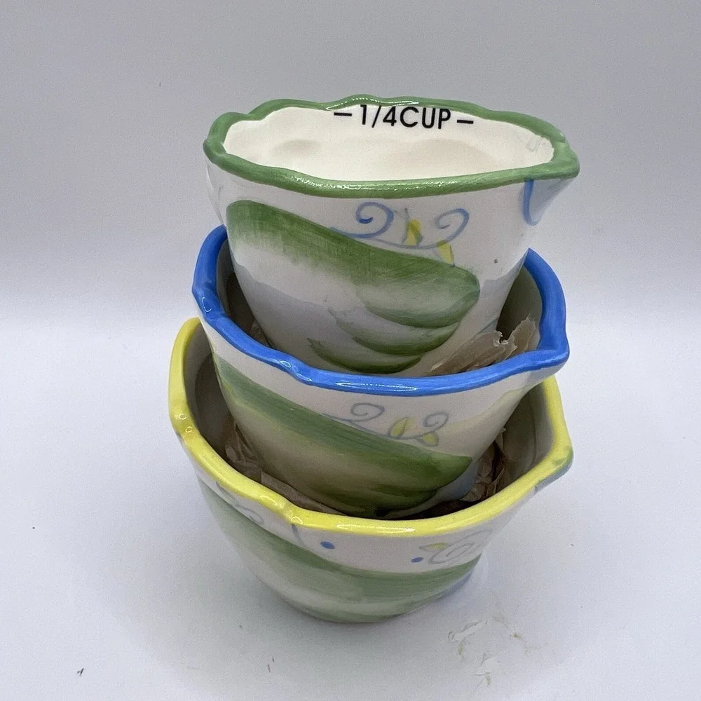 Pier 1 Imports Hand Painted Nesting Owl Measuring Cups ~ Set Of 3 1/4 1/3 1/2